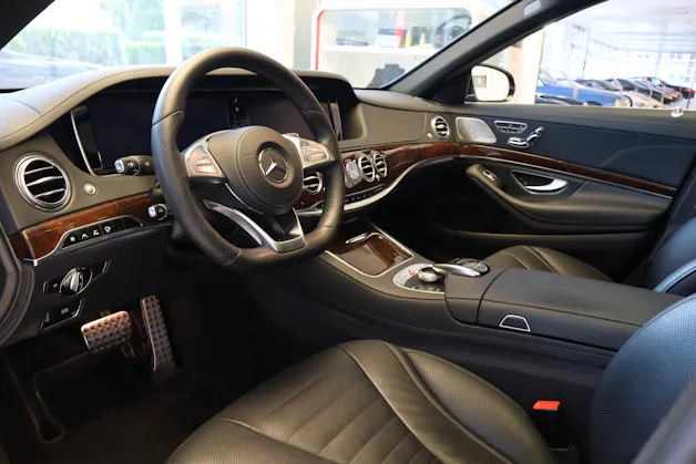 MERCEDES-BENZ S 500 4Matic 9G-Tronic AMG Line