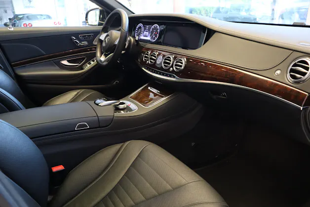 MERCEDES-BENZ S 500 4Matic 9G-Tronic AMG Line