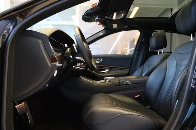 MERCEDES-BENZ S 500 4Matic 9G-Tronic AMG Line