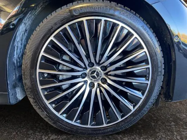 MERCEDES-BENZ E 220 d T 4M 9G-Tronic
