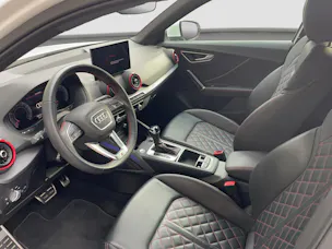 AUDI Q2 40 TFSI S line Attraction quattro S-tronic