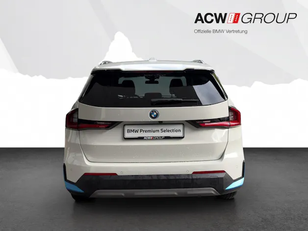 BMW iX1 xDrive30