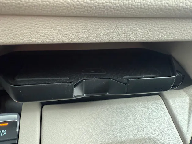 VW Multivan kurz 2.0 TDI Life Edition DSG Navigationssystem Volkswagen original