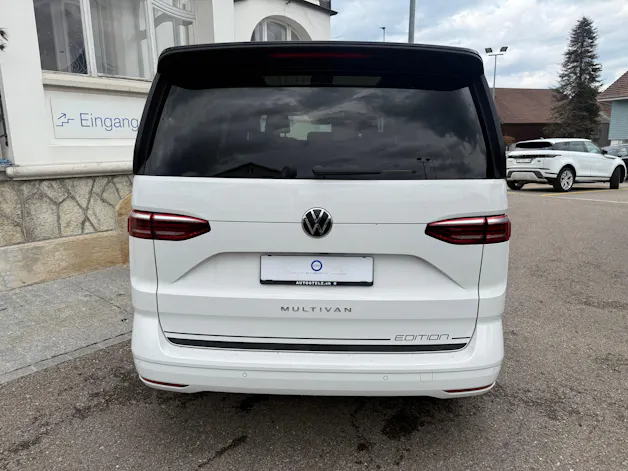 VW Multivan kurz 2.0 TDI Life Edition DSG Navigationssystem Volkswagen original