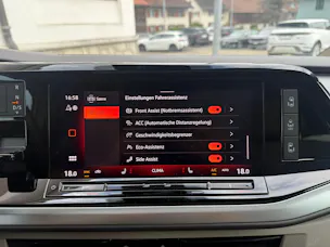 VW Multivan kurz 2.0 TDI Life Edition DSG Navigationssystem Volkswagen original