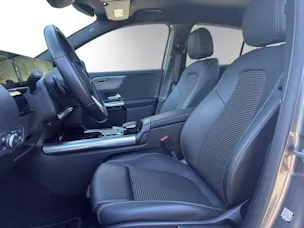 MERCEDES-BENZ EQA 300 4Matic