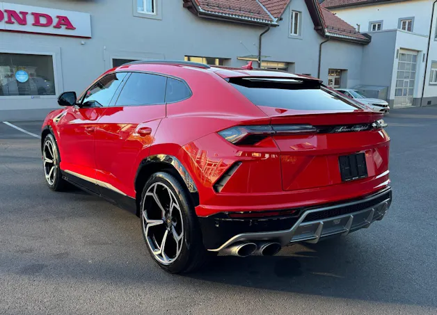 Lamborghini Urus 636