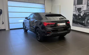 AUDI Q3 40 TFSI quattro S-tronic