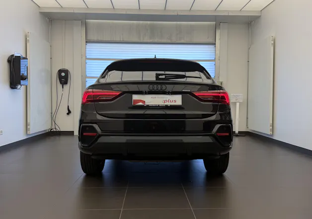 AUDI Q3 40 TFSI quattro S-tronic