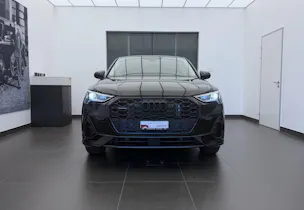 AUDI Q3 40 TFSI quattro S-tronic