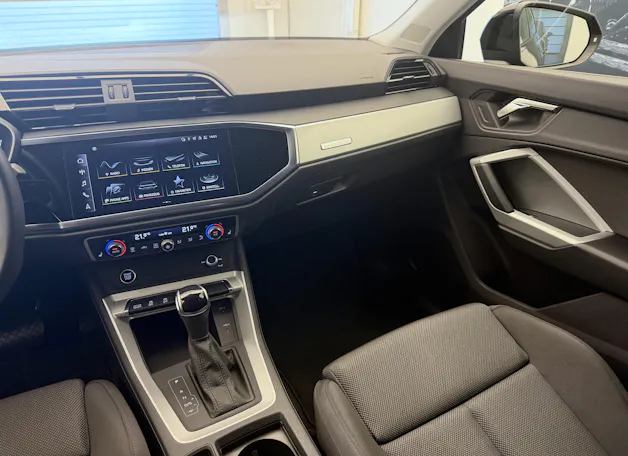 AUDI Q3 40 TFSI quattro S-tronic