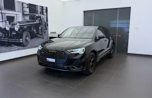 AUDI Q3 40 TFSI quattro S-tronic