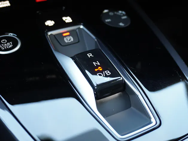 AUDI Q4 e-tron 50 quattro S-LINE!!!