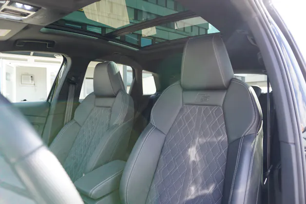 AUDI Q4 e-tron 50 quattro S-LINE!!!