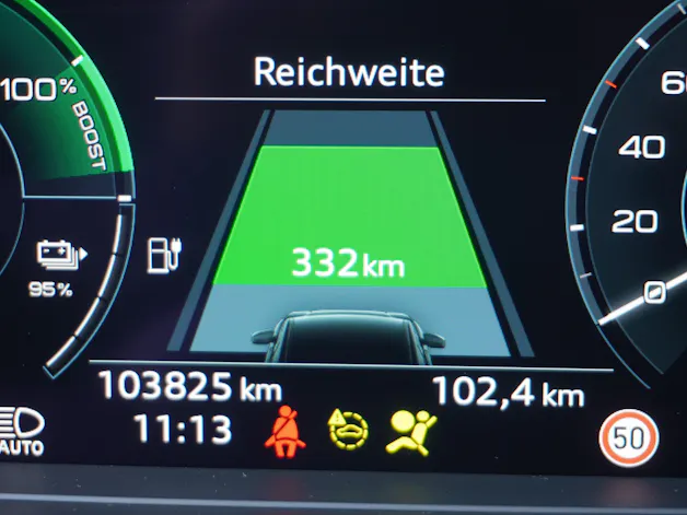 AUDI Q4 e-tron 50 quattro S-LINE!!!