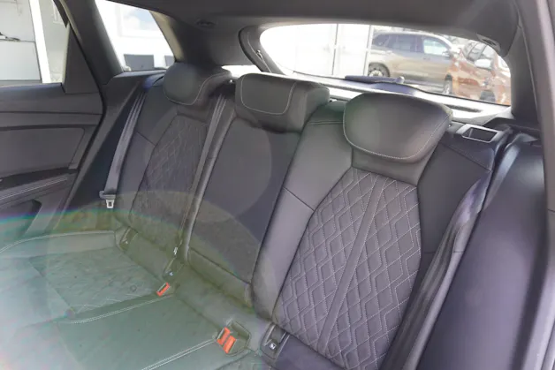 AUDI Q4 e-tron 50 quattro S-LINE!!!