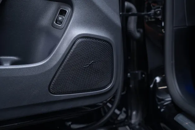MERCEDES-BENZ CLA 35 AMG 4matic / 360°Kamera / Ambientebeleuchtung