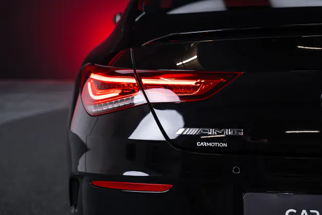 MERCEDES-BENZ CLA 35 AMG 4matic / 360°Kamera / Ambientebeleuchtung
