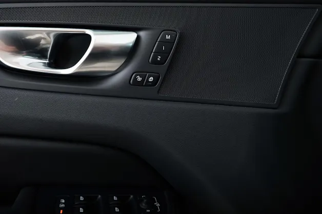 VOLVO XC60 2.0 T6 TE XCENTRIC eAWD