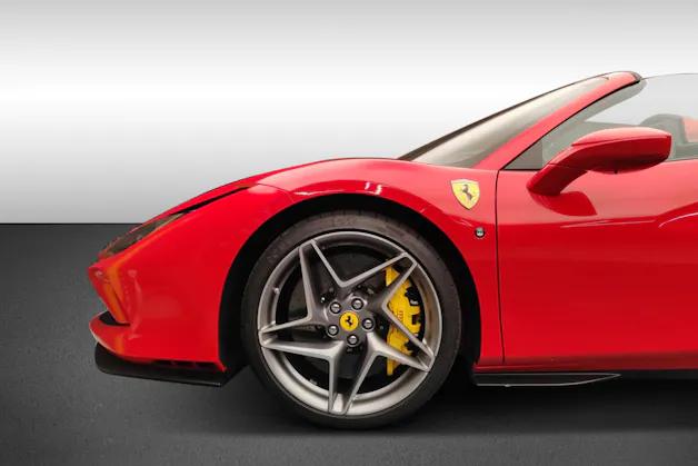 FERRARI F8 Spider