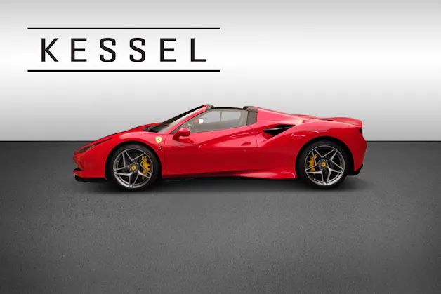 FERRARI F8 Spider