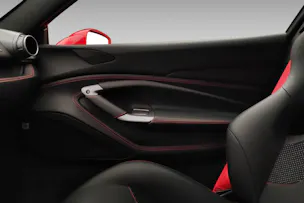 FERRARI F8 Spider