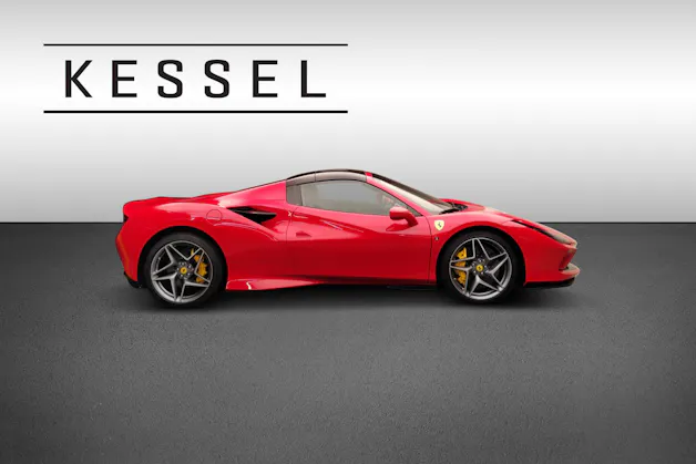 FERRARI F8 Spider