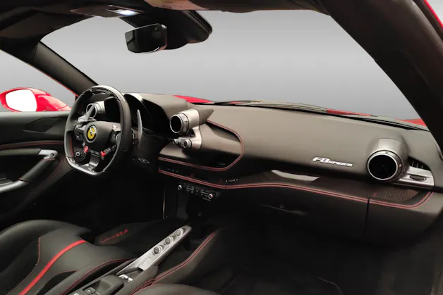 FERRARI F8 Spider
