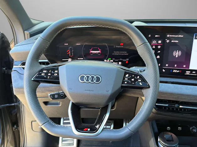 AUDI SQ6 e-tron quattro