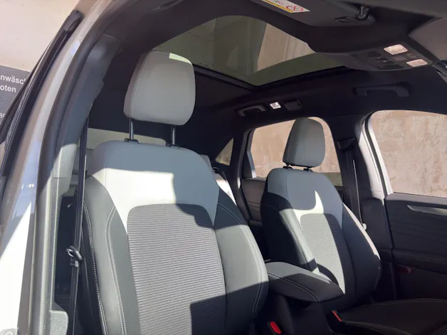 FORD Kuga 2.5 Hybrid Sound Edition 4x4
