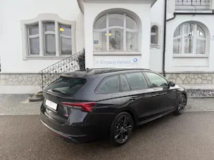SKODA Octavia Combi 2.0 TSI RS DSG