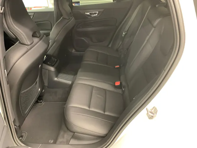 VOLVO V60 2.0 T6 TE Business eAWD