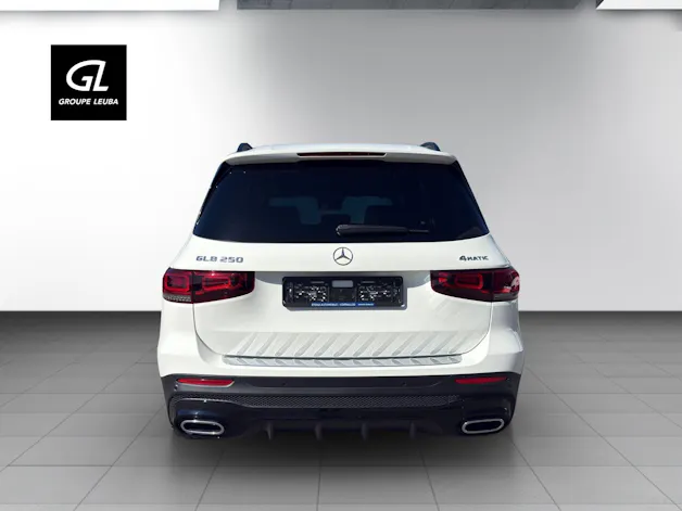 MERCEDES-BENZ GLB 250 AMG Line 4 MATIC
