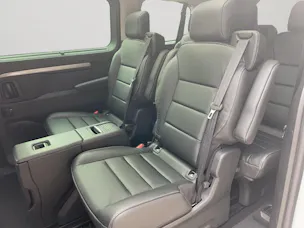 PEUGEOT Traveller NEW Business VIP Stand.