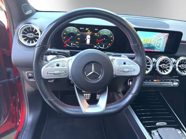MERCEDES-BENZ GLB 250 AMG Line 4 MATIC 8G-Tronic