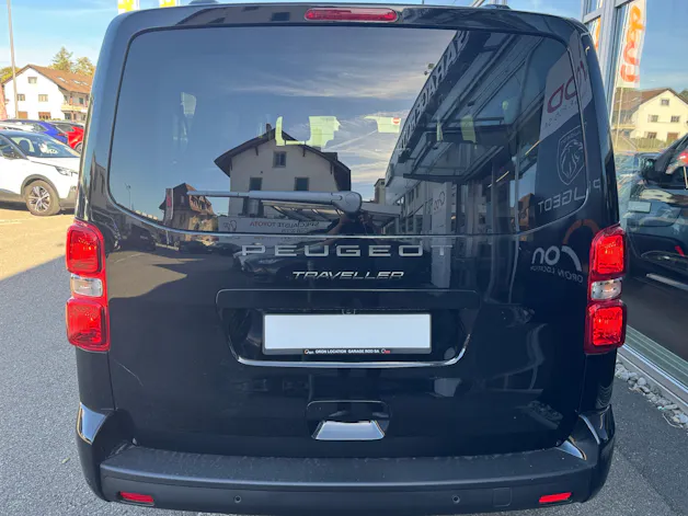 PEUGEOT Traveller 2.2 BlueHDi Business Long EAT8