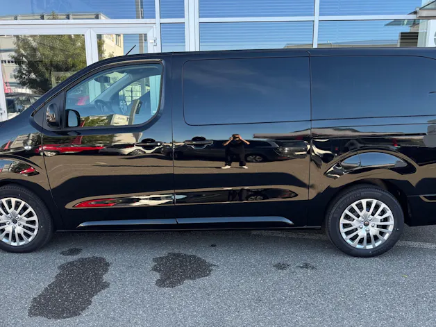 PEUGEOT Traveller 2.2 BlueHDi Business Long EAT8