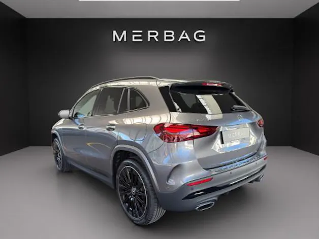 MERCEDES-BENZ GLA 250 e EQ Star 8G-DCT