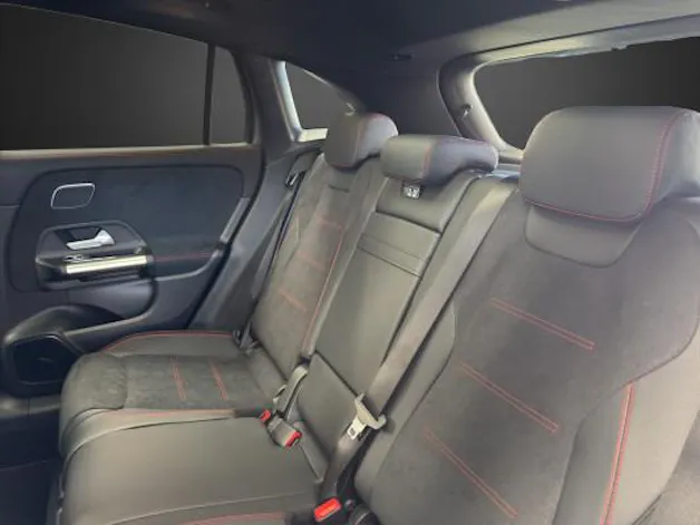 MERCEDES-BENZ GLA 250 e EQ Star 8G-DCT
