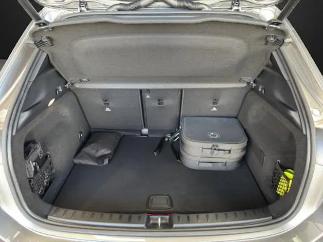 MERCEDES-BENZ GLA 250 e EQ Star 8G-DCT