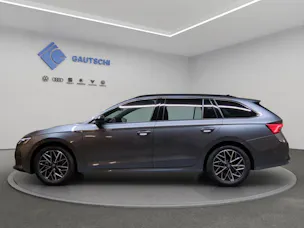 SKODA Octavia Combi 2.0 TSI DSG Dynamic 4x4