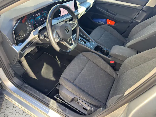 VW Golf Variant 1.0 eTSI mHEV Life DSG