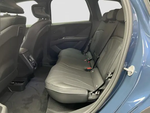BMW iX3 50 xDrive M Sport