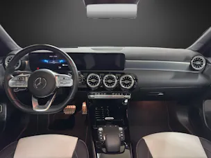 MERCEDES-BENZ A 250e AMG Line
