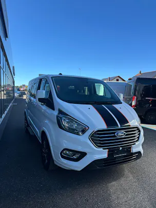 FORD Tourneo Custom 320 L1 2.0 TDCi 130 Titanium