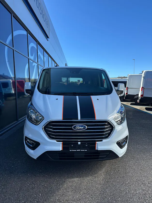 FORD Tourneo Custom 320 L1 2.0 TDCi 130 Titanium