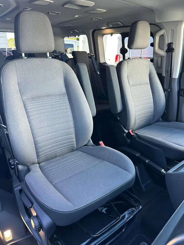 FORD Tourneo Custom 320 L1 2.0 TDCi 130 Titanium