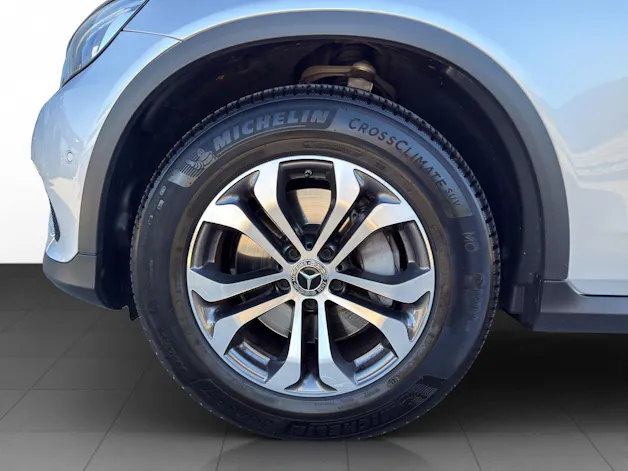 MERCEDES-BENZ GLC 220 d 4Matic