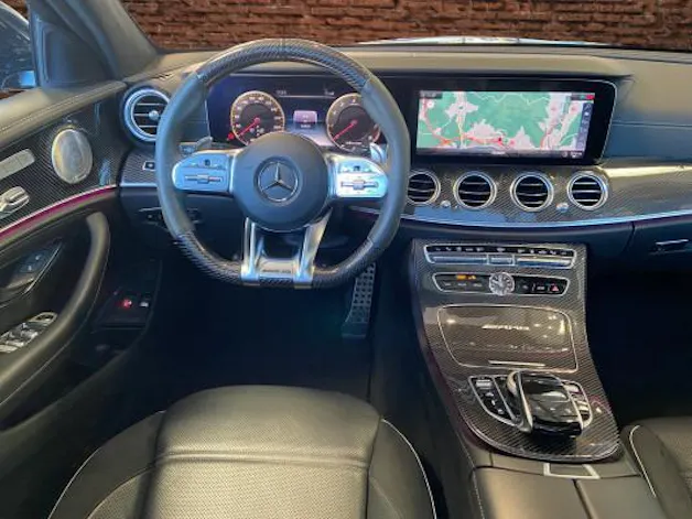 MERCEDES-BENZ E 63 AMG S 4 Matic