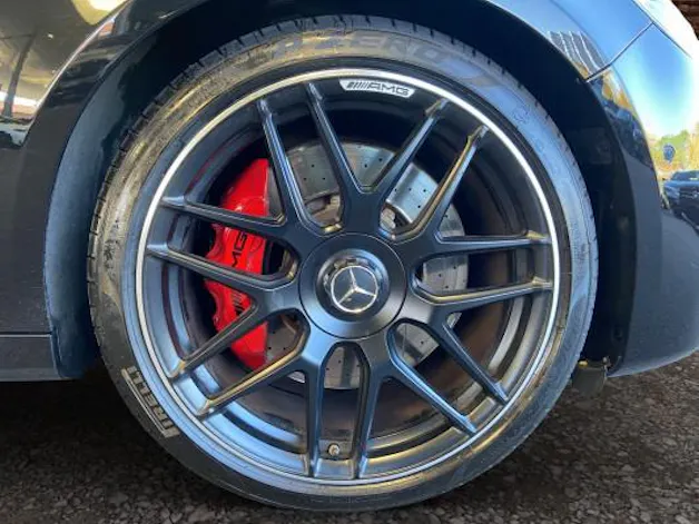 MERCEDES-BENZ E 63 AMG S 4 Matic